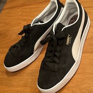 Puma Suede